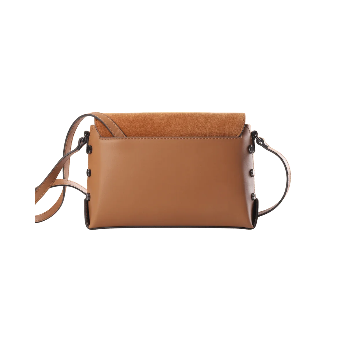 suede-flap-shoulder-details-bagovique